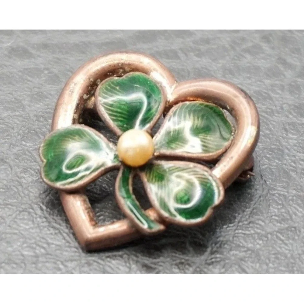 VTG Four Leaf Clover Green Guilloche Enamel Pearl Heart Faux Pearl Brooch Pin